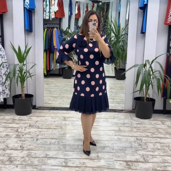 Paola | Vestido plisado de lunares